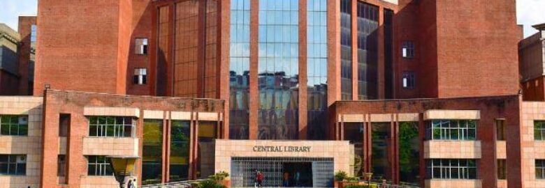 Amity University Noida: Admission 2025, Courses, Fees, Ranking, Placements